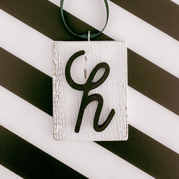 Letter Tag | Script Style | Ornament