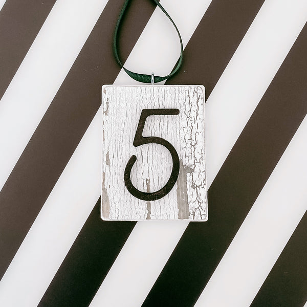 Number Tag | Script Style | Ornament